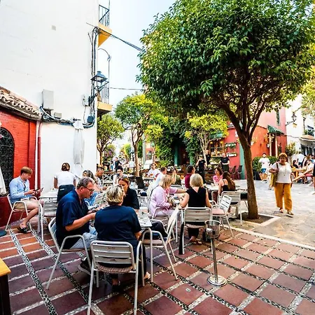 アパートホテル Village マルベーリャ