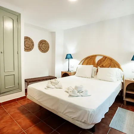 شقة فندقية Village 4*