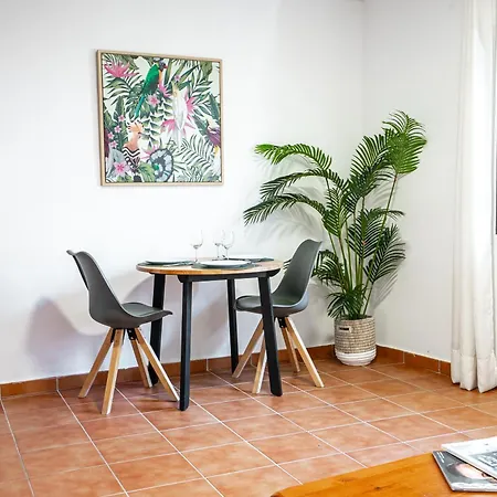 شقة فندقية Village 4*