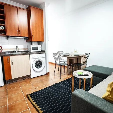 Apartahotel Village 3*