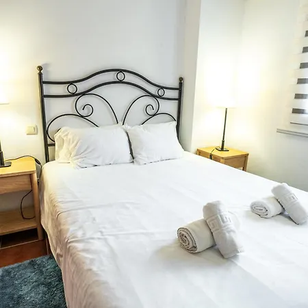 Village Apartahotel 4*