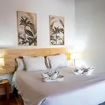 Village Aparthotel Marbella