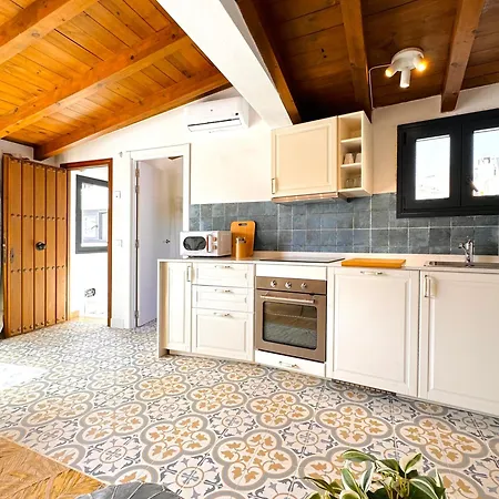 Village 마르베야