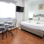 아파트호텔 Village 3*